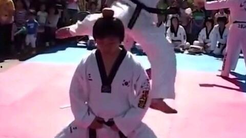 成人跆拳道搞笑视频大全,搞笑视频大盘点