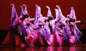 爱国红绸舞成人舞蹈视频,激情燃烧的成人舞蹈风采