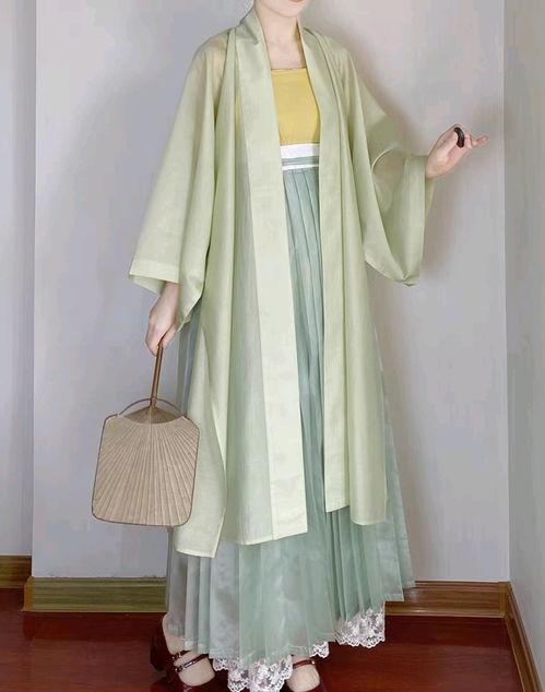 成人汉服清仓捡漏视频,揭秘成人汉服捡漏攻略